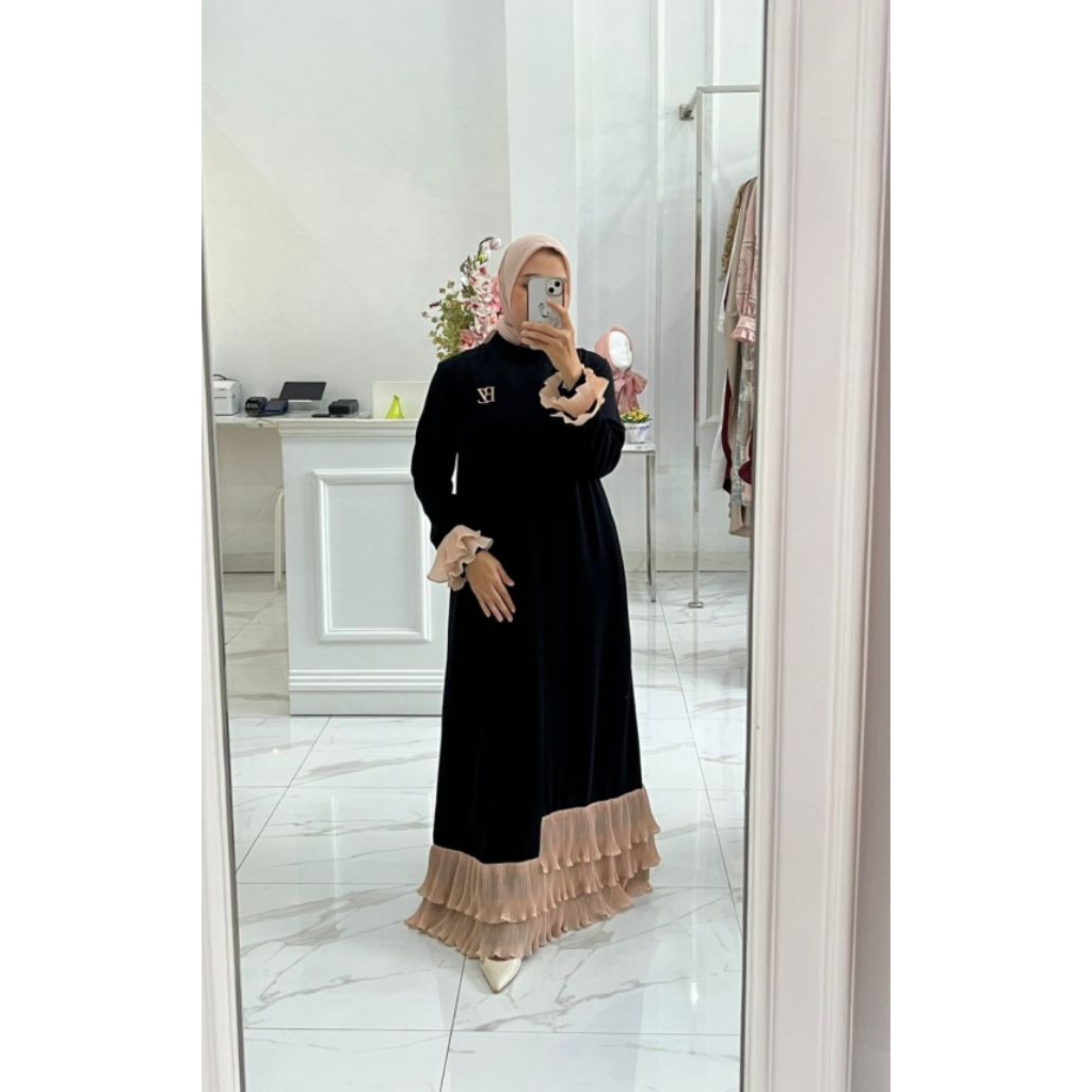 Chleo Dress by Bazia