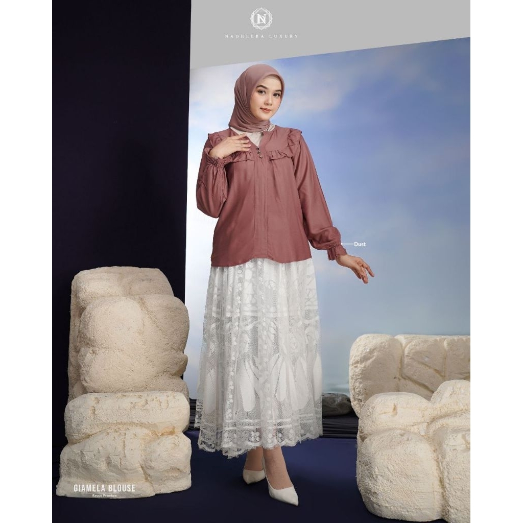 GIAMELA BLOUSE BY NADHEERA LUXURY √ blouse polos √ blouse lucu √ Blouse nadheera √ Blouse rayon