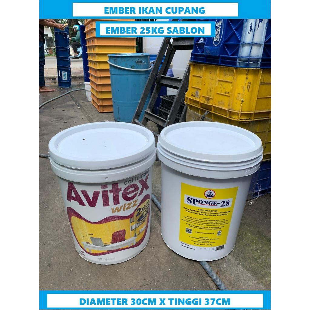 Ember 25kg/20kg cat bekas sablon MERK RANDOM bersih plus tutup ember bekas plastik 25kg sablon plus 