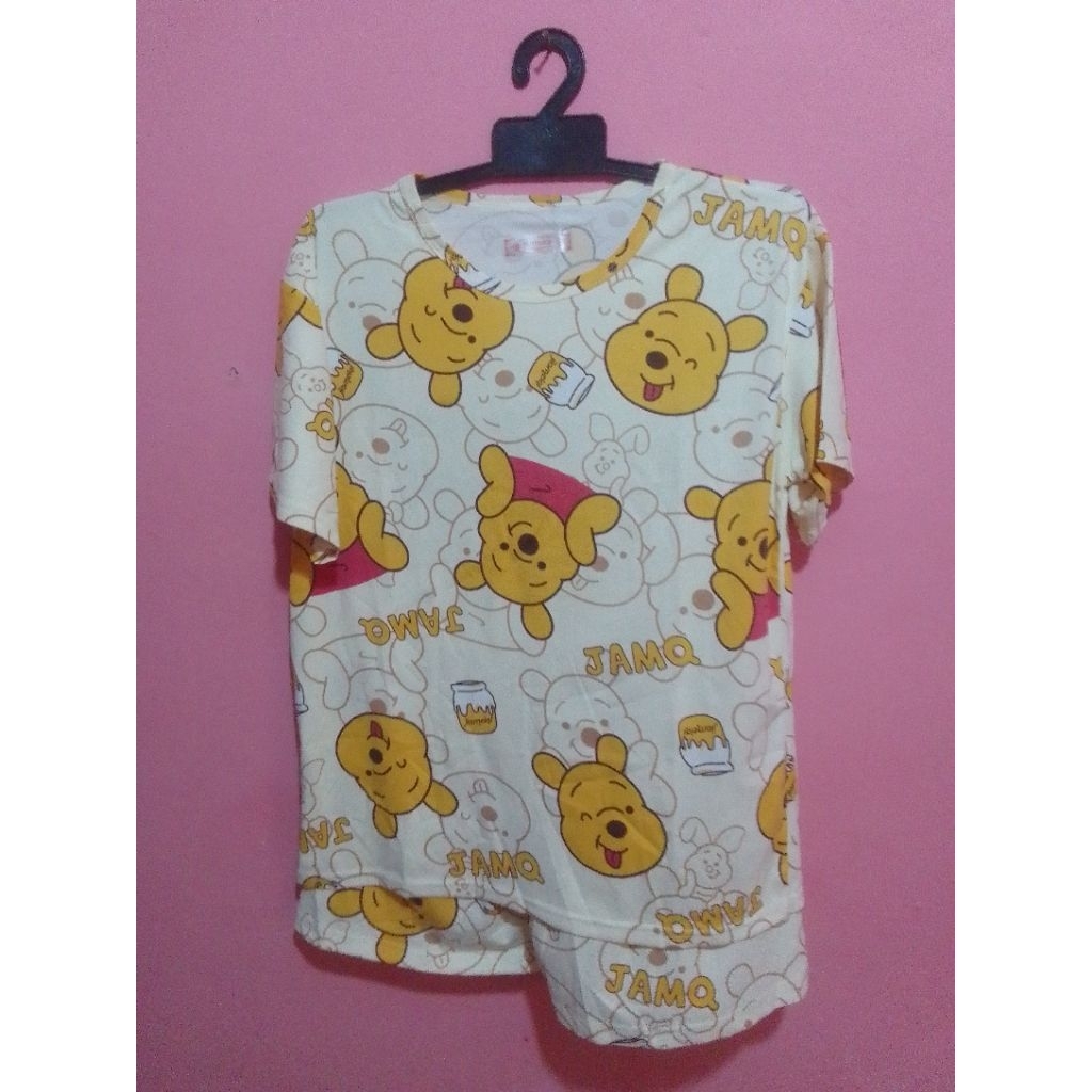 WINNIE THE POOH SETELAN BAJU TIDUR