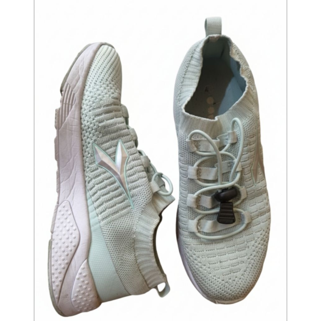 MAC STYLE PRELOVED SURABAYA Sepatu Wanita Diadora warna mint tali serut ringan ukuran EU 37 Slip on 