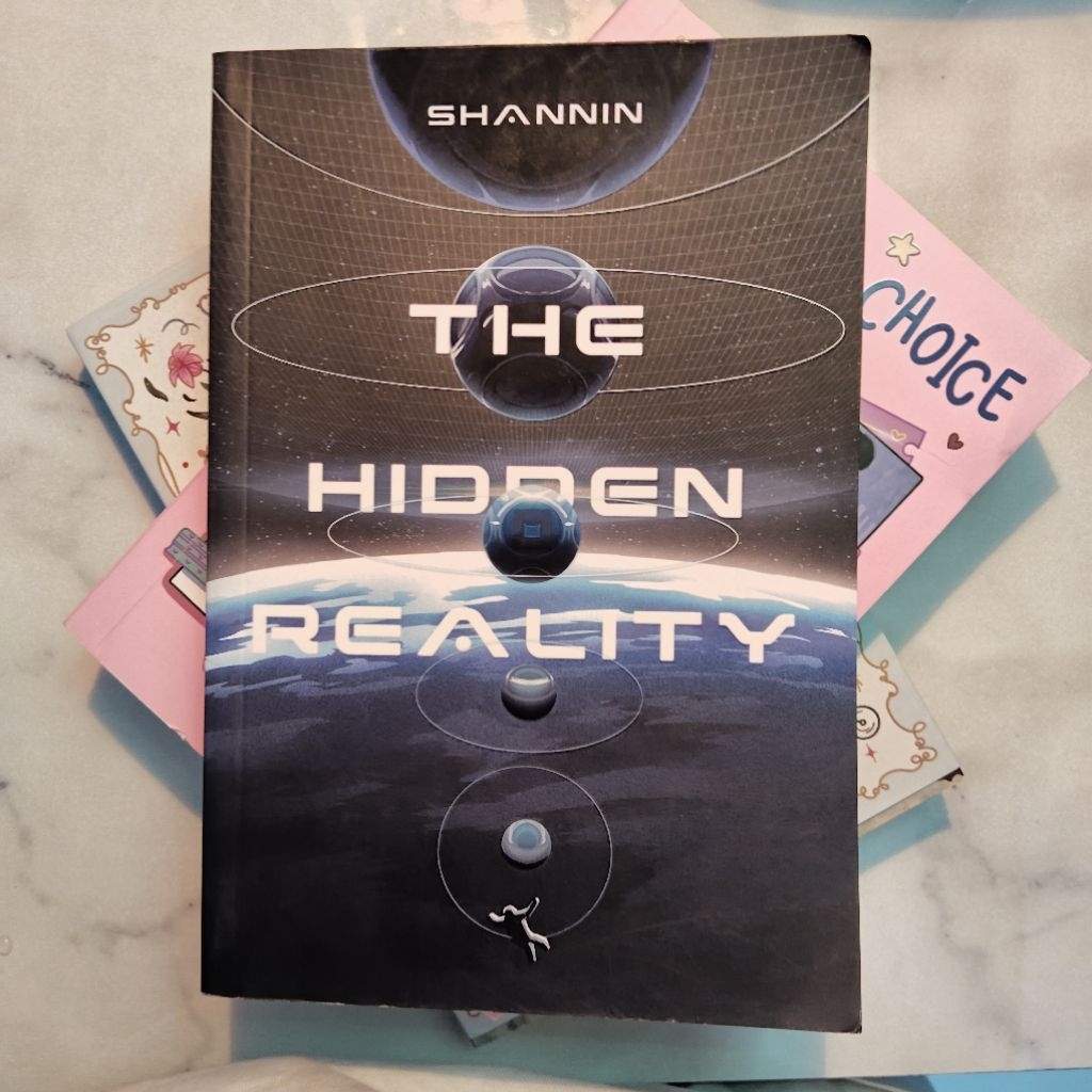 The Hidden Reality [NOVEL PRELOVED] CEK DESKRIPSI