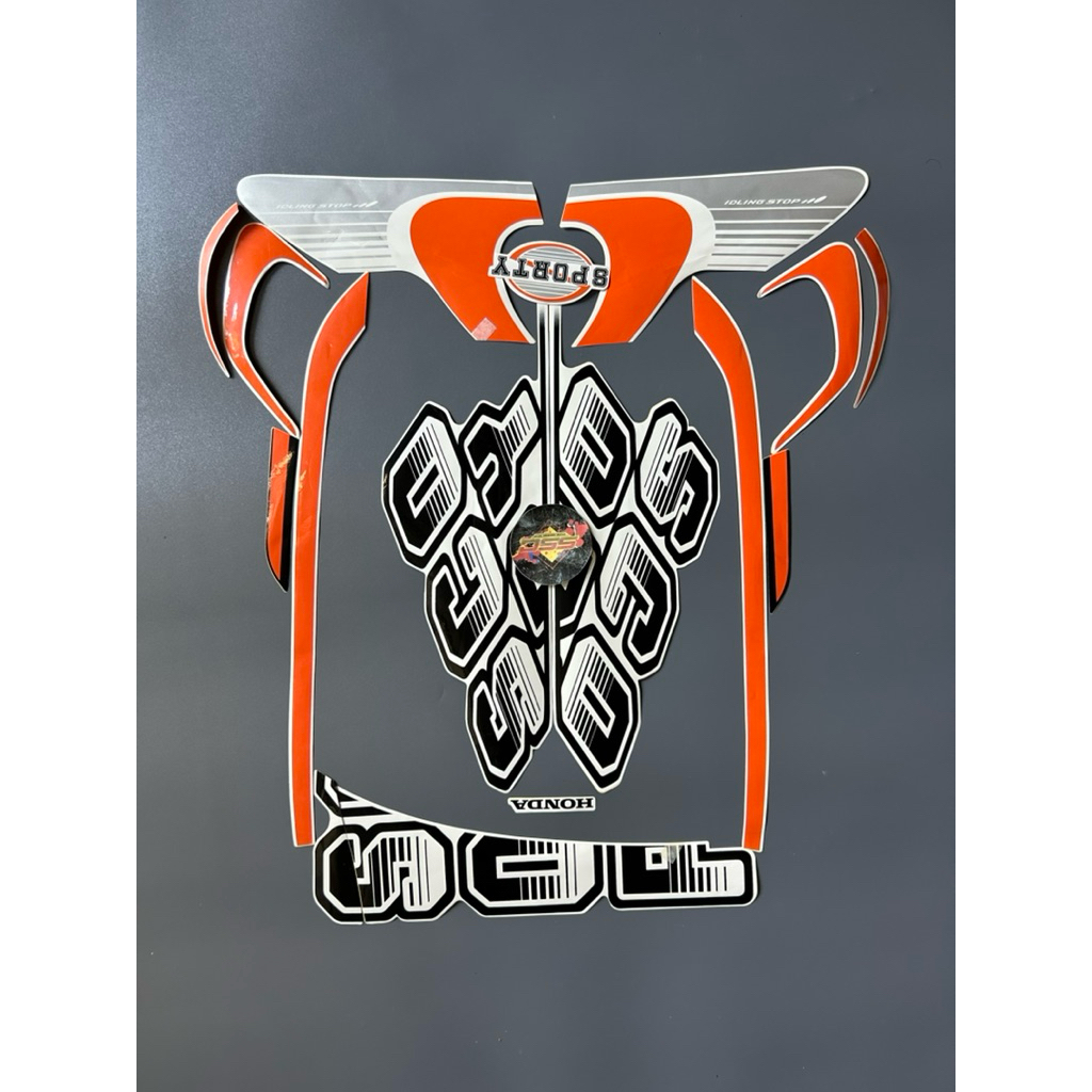 STRIPING STIKER SCOOPY SPORTY 2017 PUTIH GRADE ORI