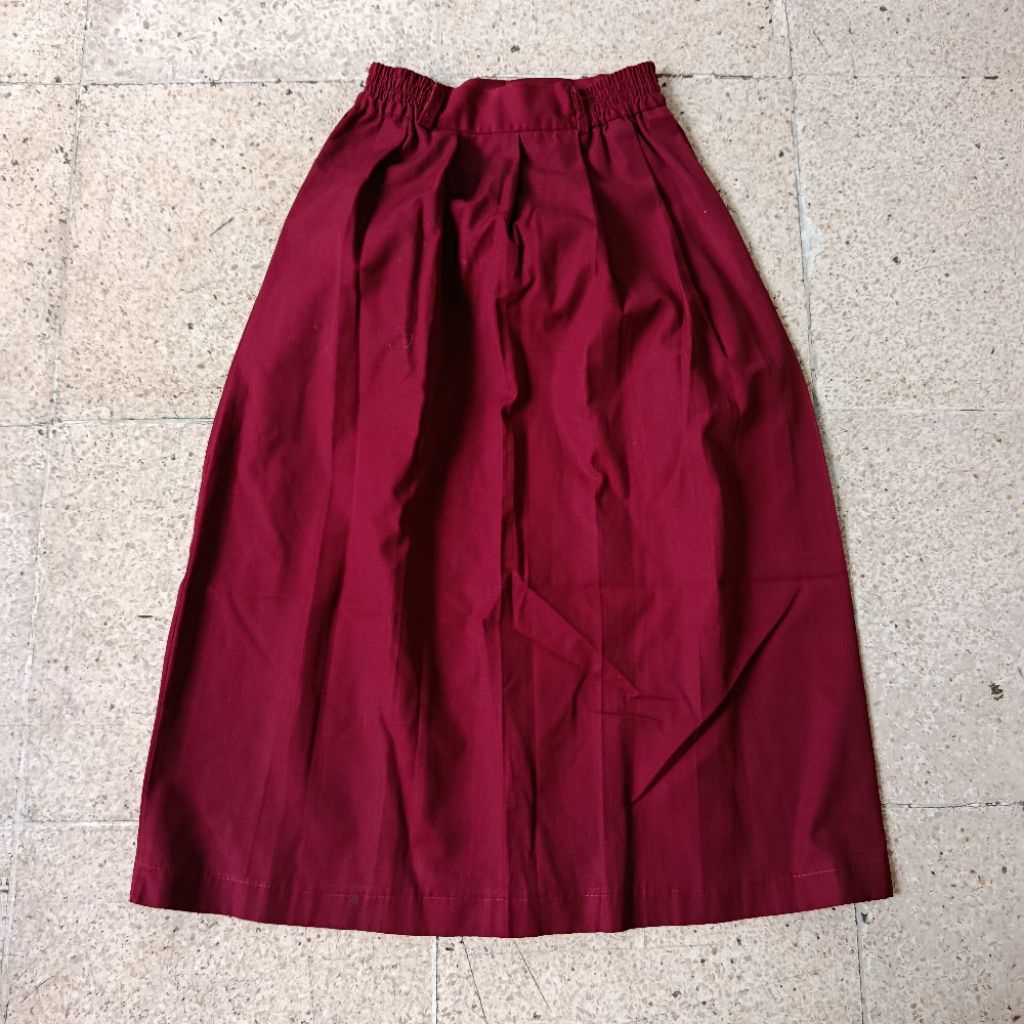preloved rok merah sd merk seragam/cie176