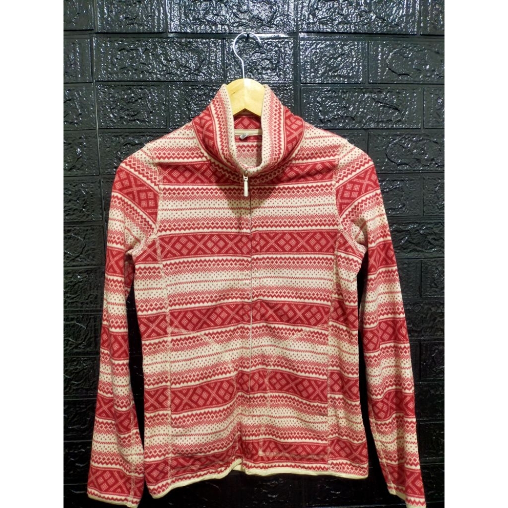 Tracktop Uniqlo Sherpa motif Navajo