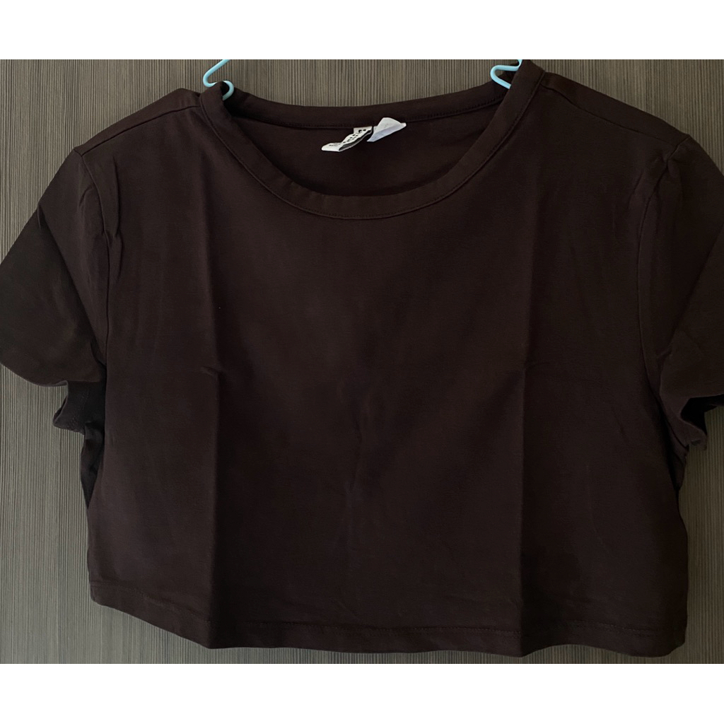 PRELOVED KAOS CROP TOP H&M ORIGINAL/ATASAN WANITA/CROP TOP