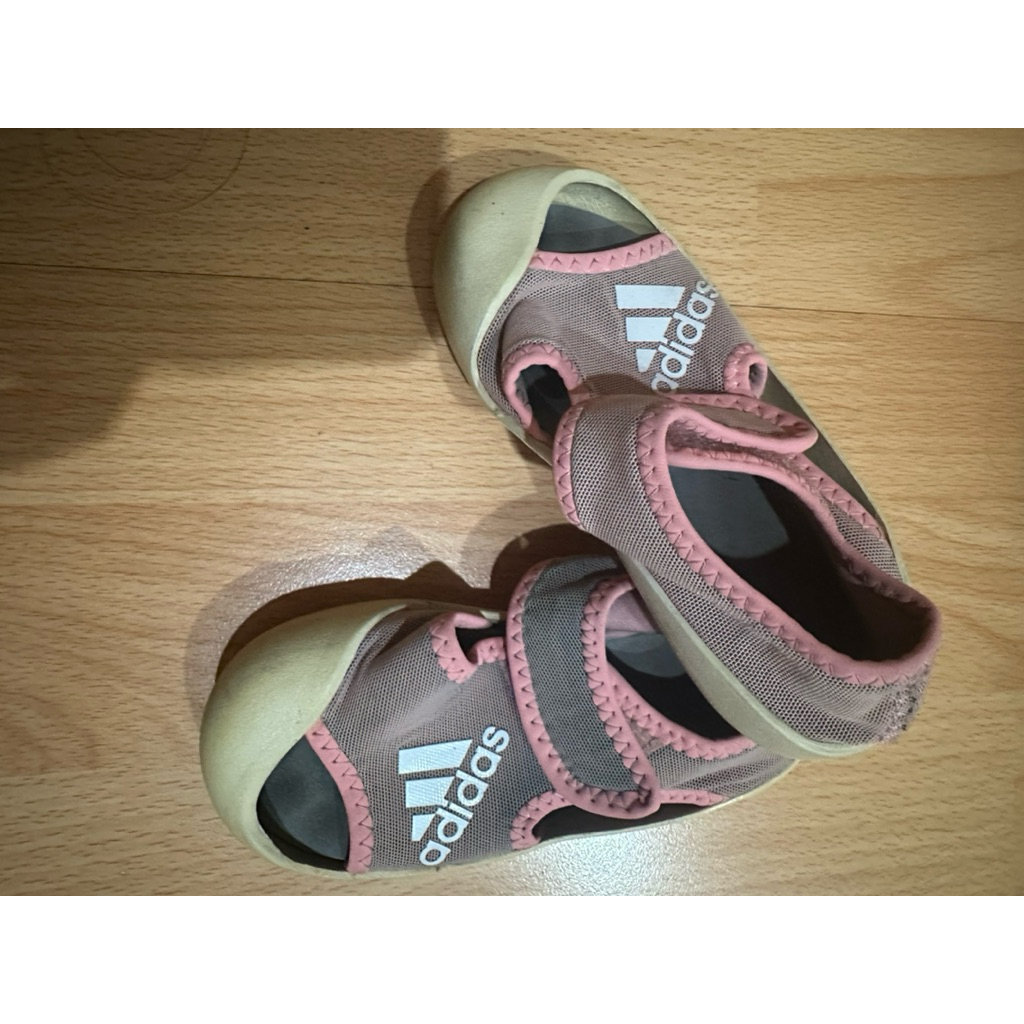 Sepatu sandal anak second/preloved medan adidas ori