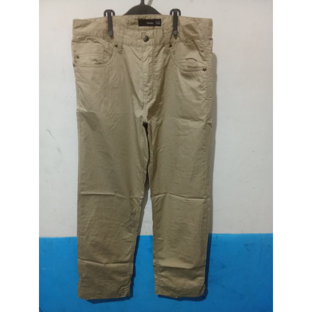 Celana Panjang Chinos Bossini