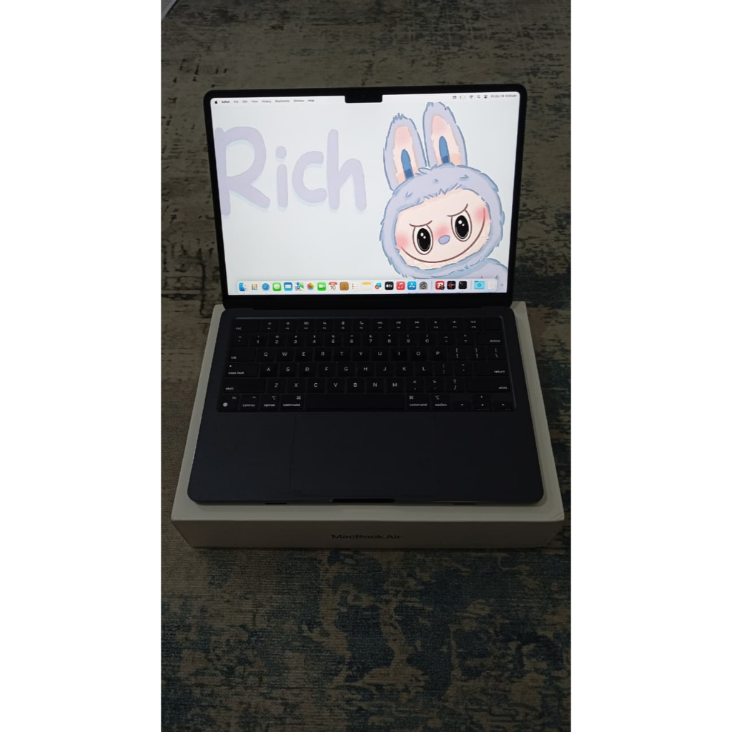 MacBook Air 13" 2022 —  M2 / 8GB / 512GB FULLSET