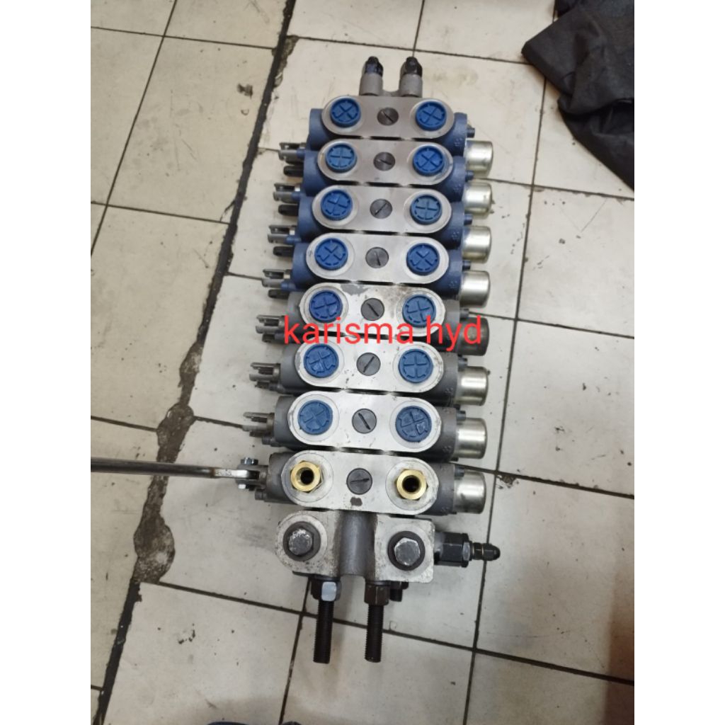 MANUAL CONTROL VALVE HIDROLIK 8 SUSUN