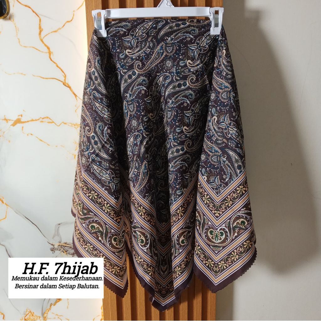 hijab segi empat motif turki/jilbab segi empat motif turki/kerudung segi empat motif turki
