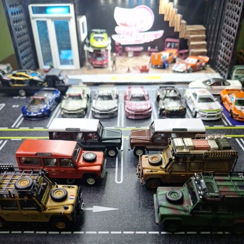 Paket Mini GT LAND ROVER DEFENDER (110)