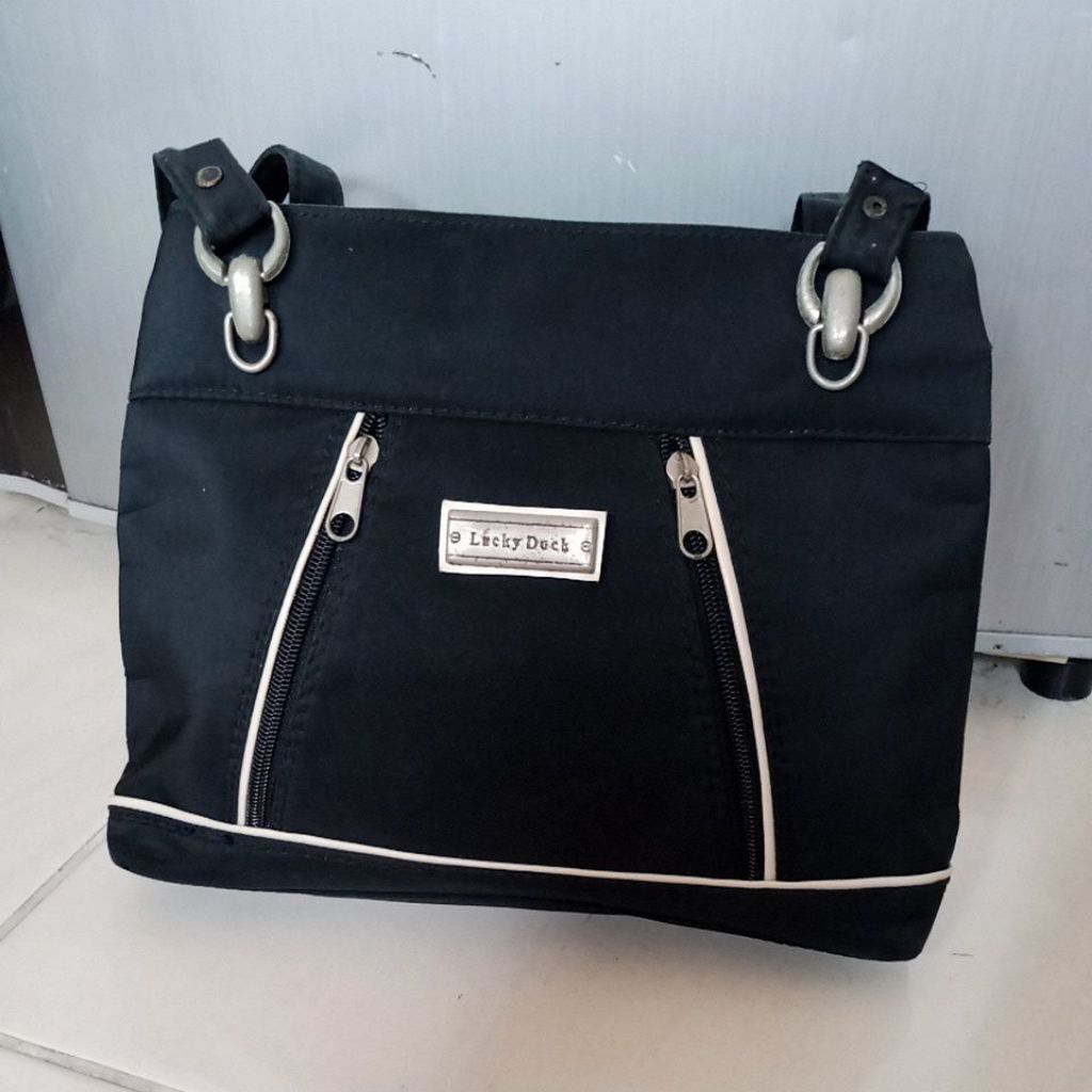 Tas shoulder wanita preloved bekas pakai