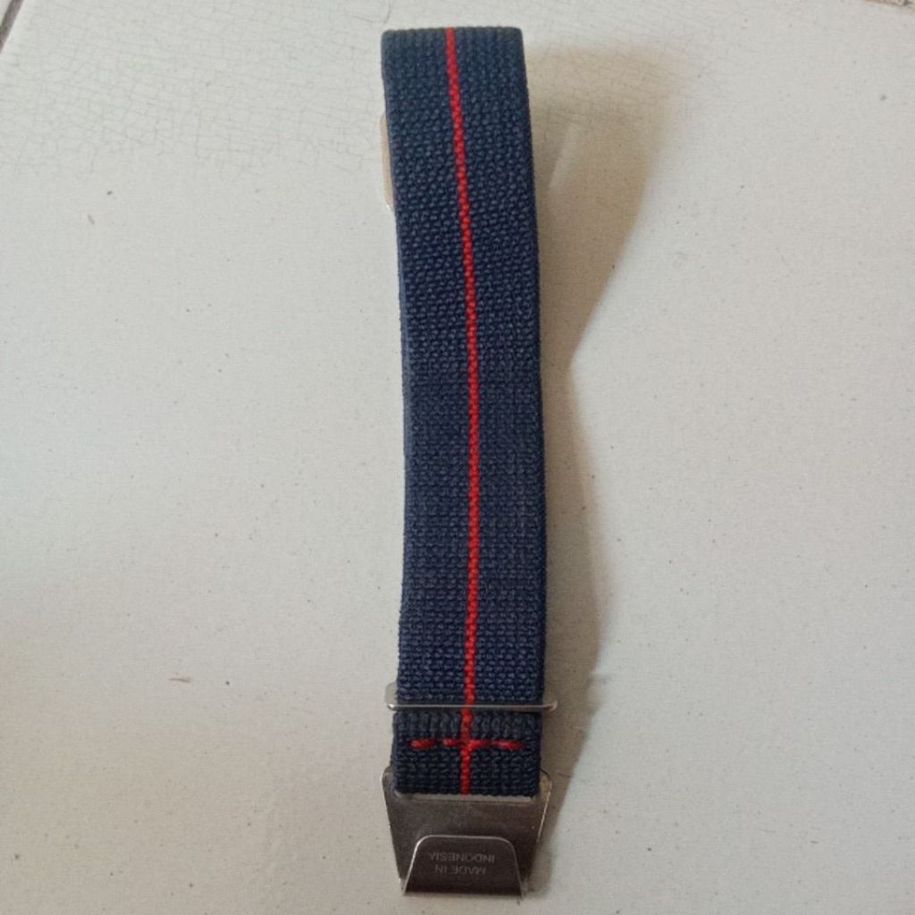 Tali jam tangan strap guy