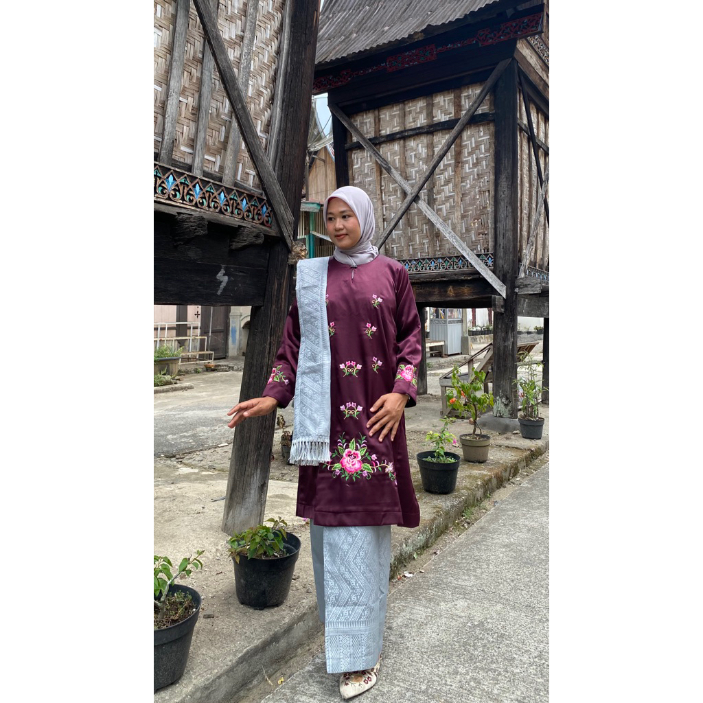 Set Basiba Bordir Benang Emas