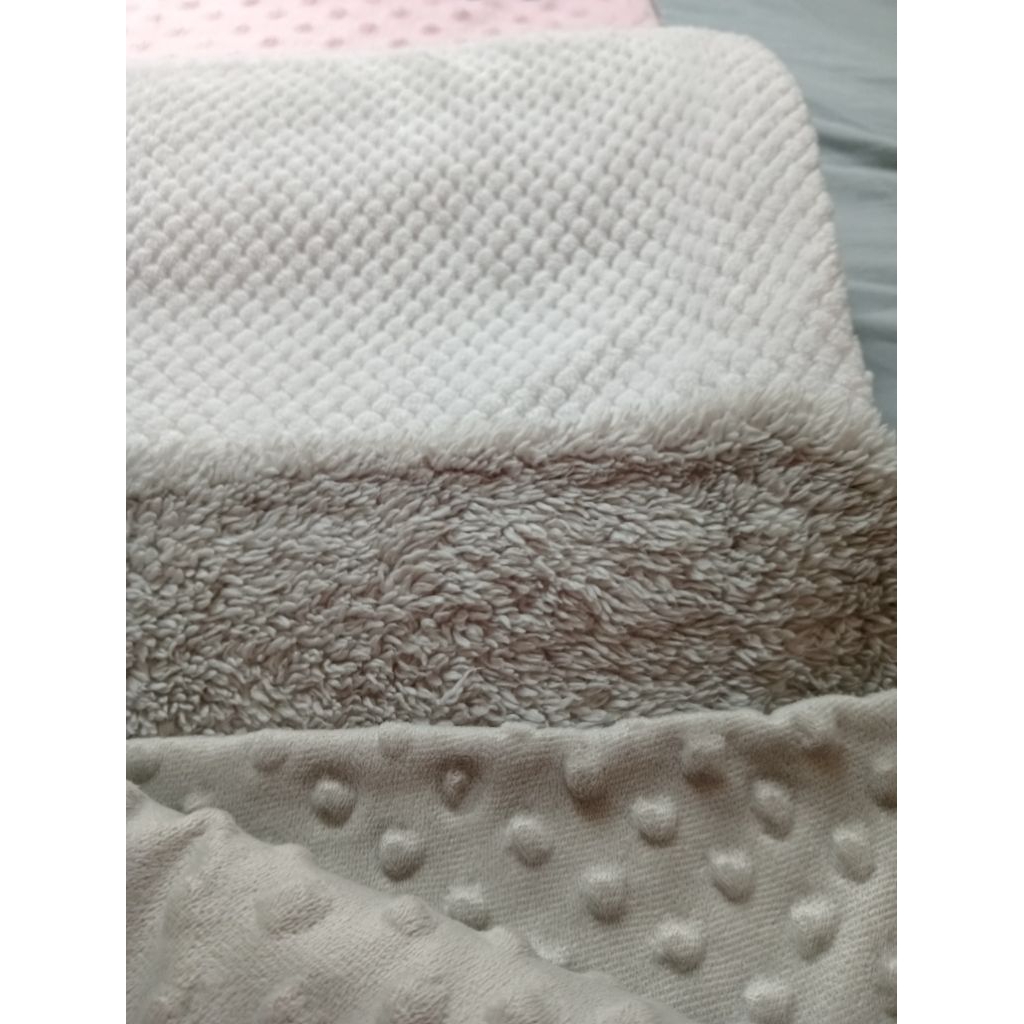 PRELOVED- Selimut Bayi merek Baby Blanket dan KOLACO