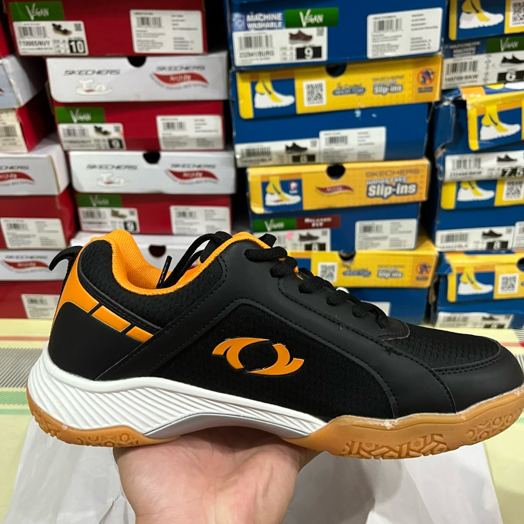 SEPATU BADMINTON ASTEC KOI BLACK ONLY SIZE 39 ORIGINAL BNIB