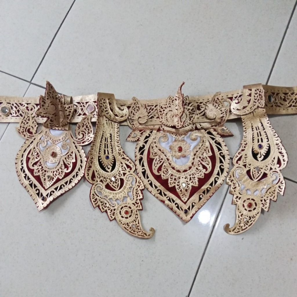 ampok-ampok kreasi no2/ampok-ampok tari bali