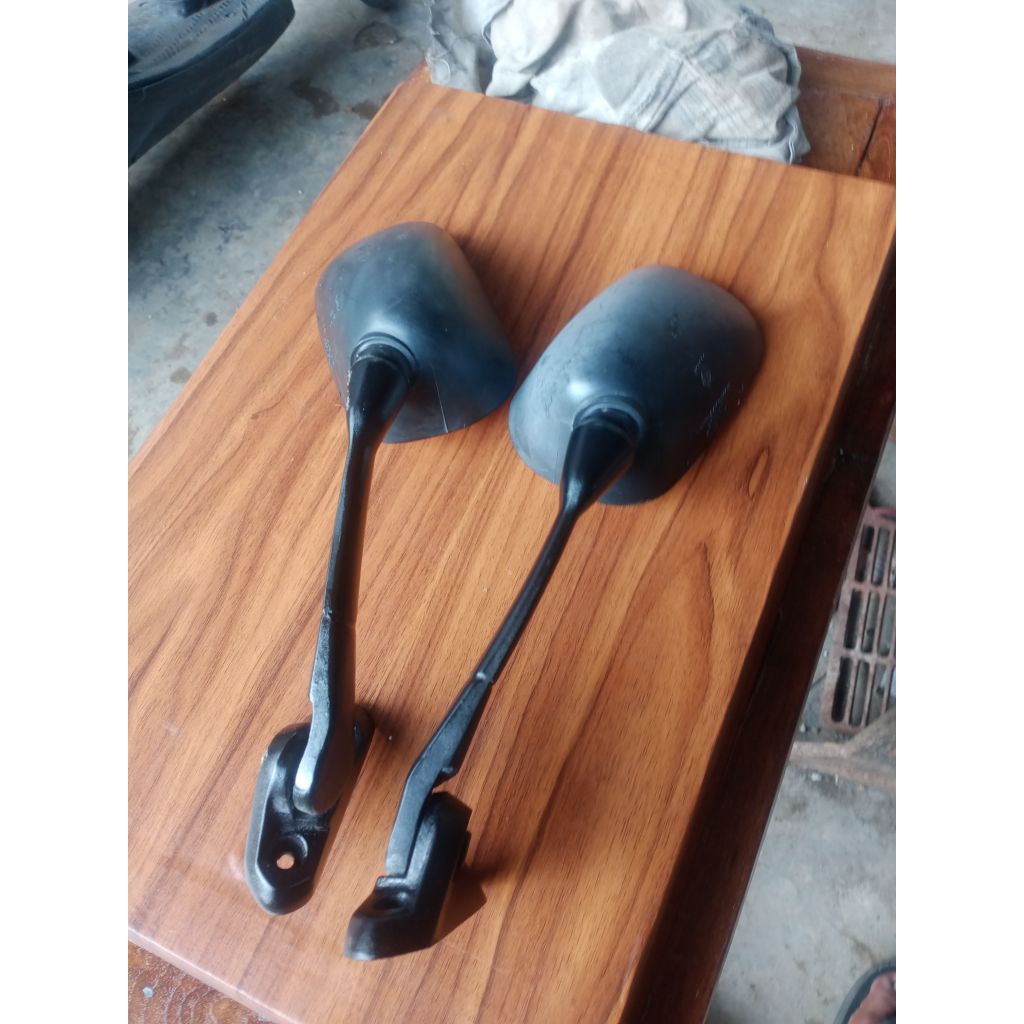 Spion kaca spion yamaha R15 V1 YFZ old original