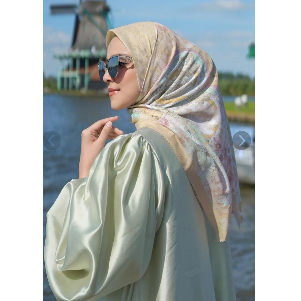 buttonscarves journey jeddah as is