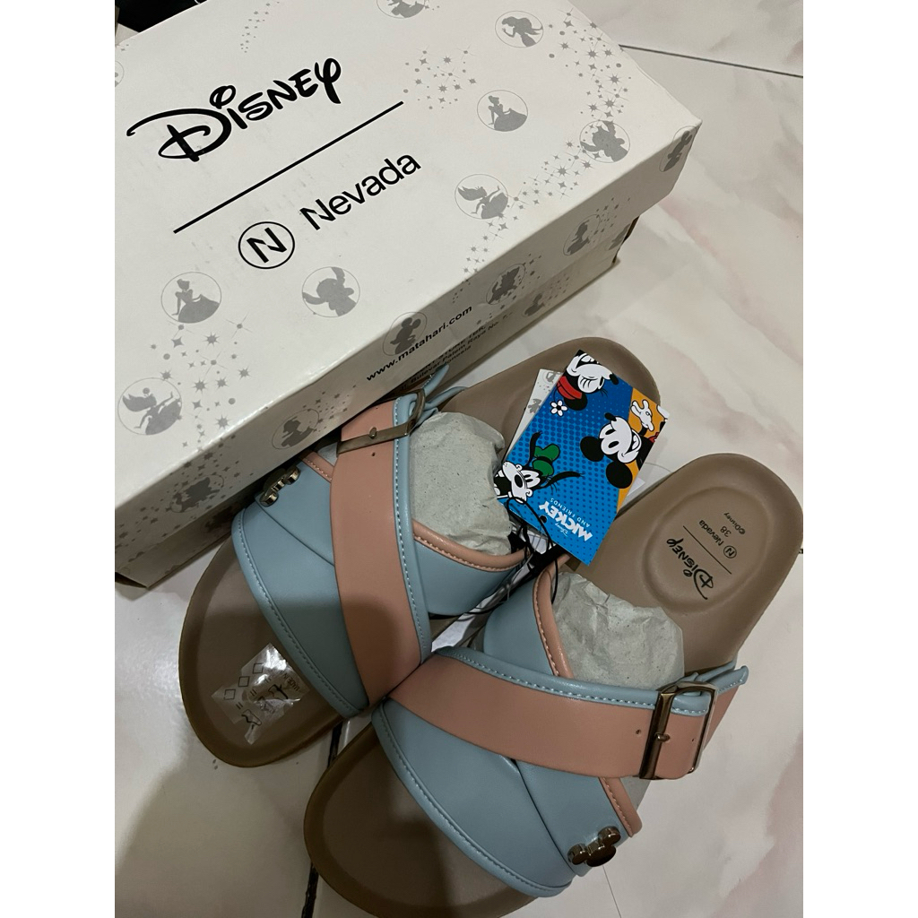 sandal disney nevada