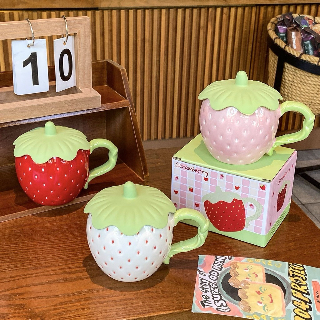 Strawberry  Cup cangkir strawberry  cangkir tutup keramik cangkir lucu