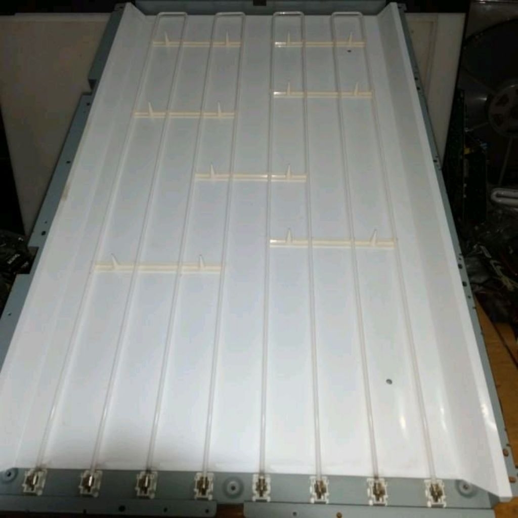 1 SET LAMPU NEON CCFL BACKLIGHT TV LCD LG 32 INCH MODEL 32LD330