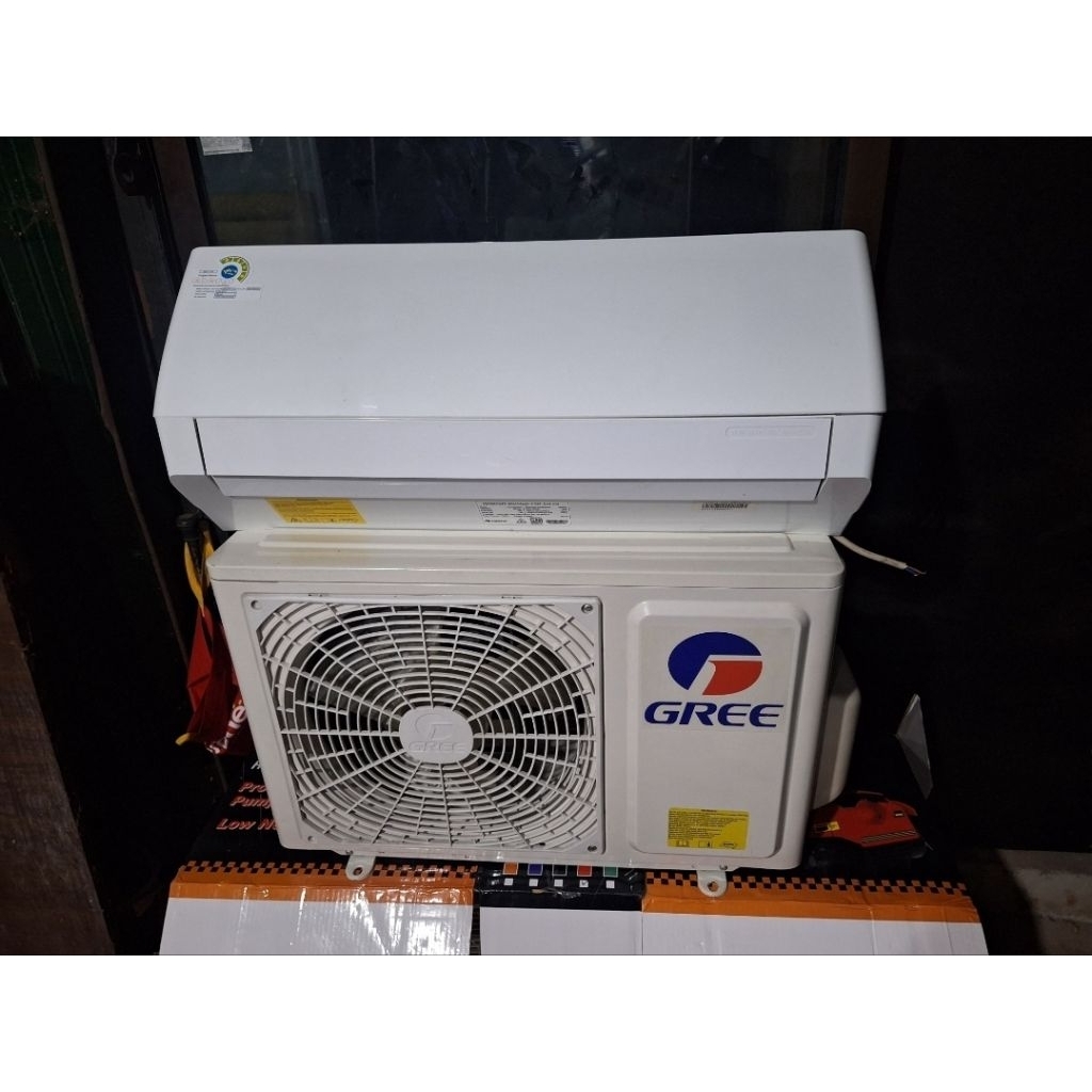 Ac bekas / second Gree 1pk GWC09MOO5 Plus Pasang Atau Unit Only