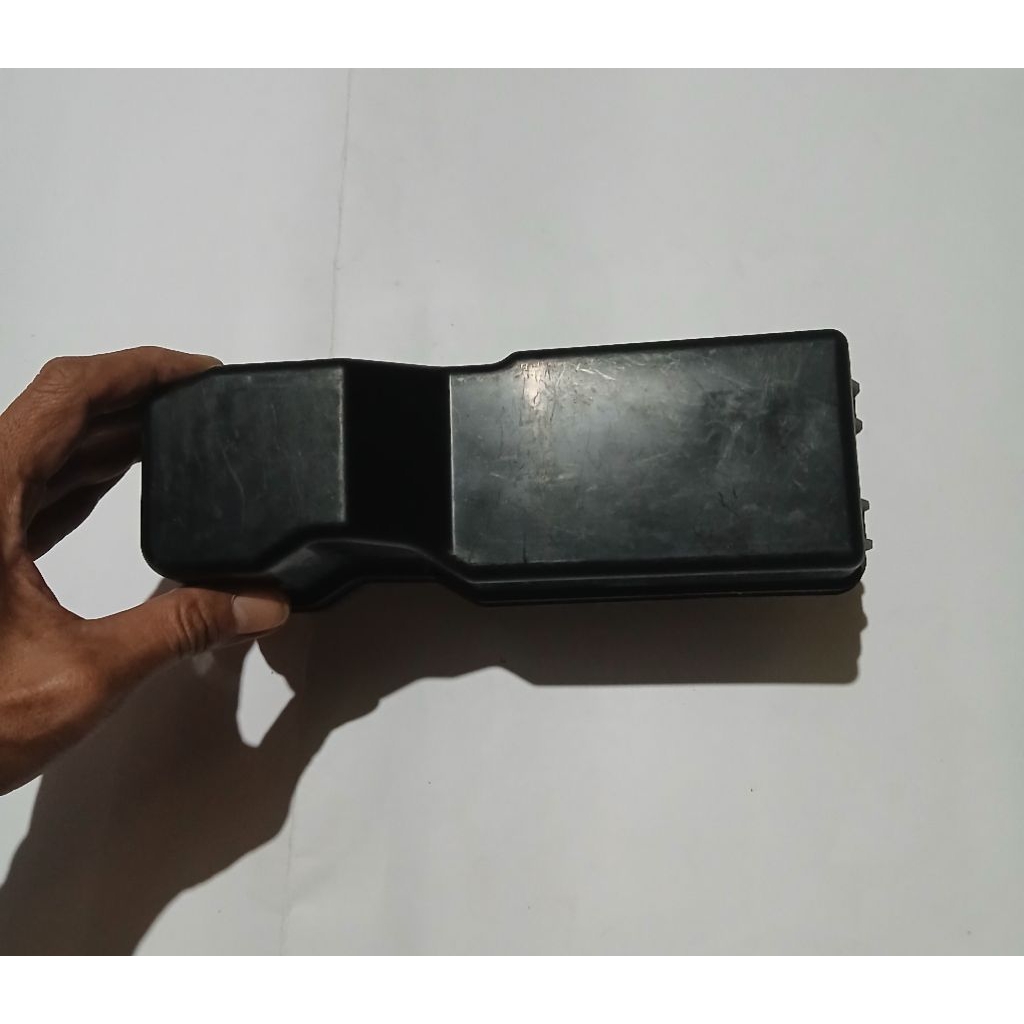 cover sekring tutup bock sekring kap mesin depan mobil gran new Avanza"Xenia"2012-2015 original