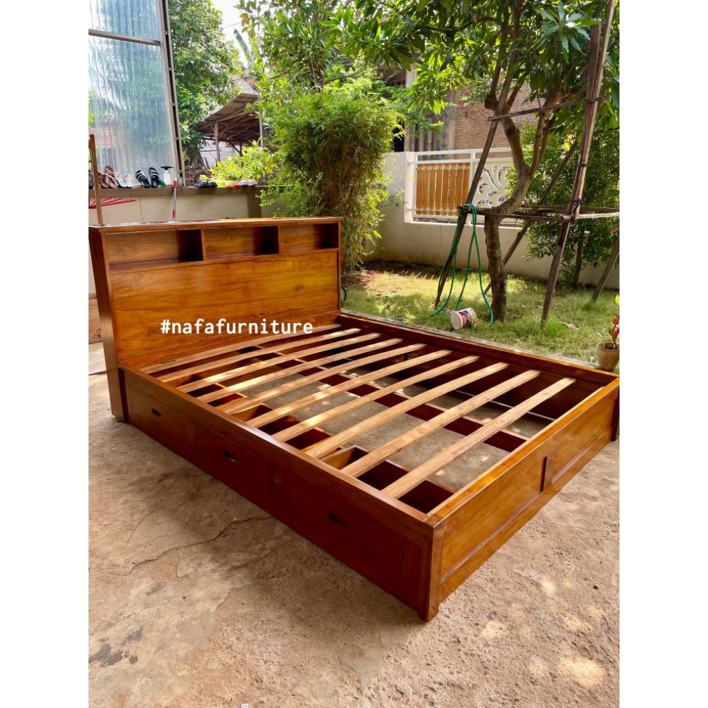 Dipan kayu jati minimalis laci samping simple modern kekinian