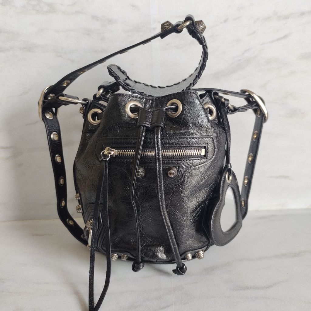 Preloved Balenciaga 2025 Le Cagole Bucket XS