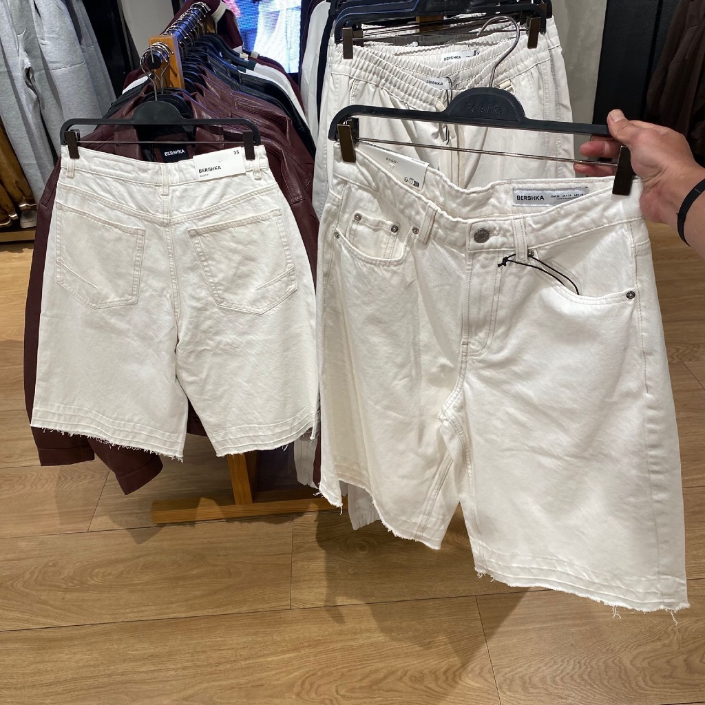 Jastipp. Baggy Jeans Pendek Bershka (MAN)