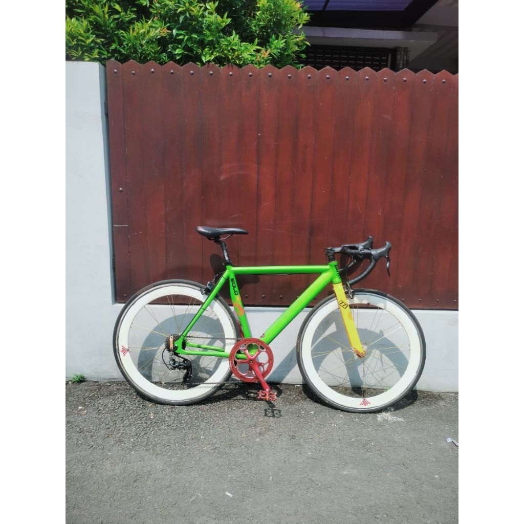 Sepeda Fixie United Soloist 77