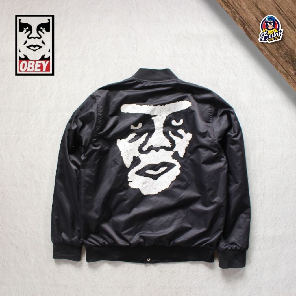 Jaket Coach Obey Big Face Logo