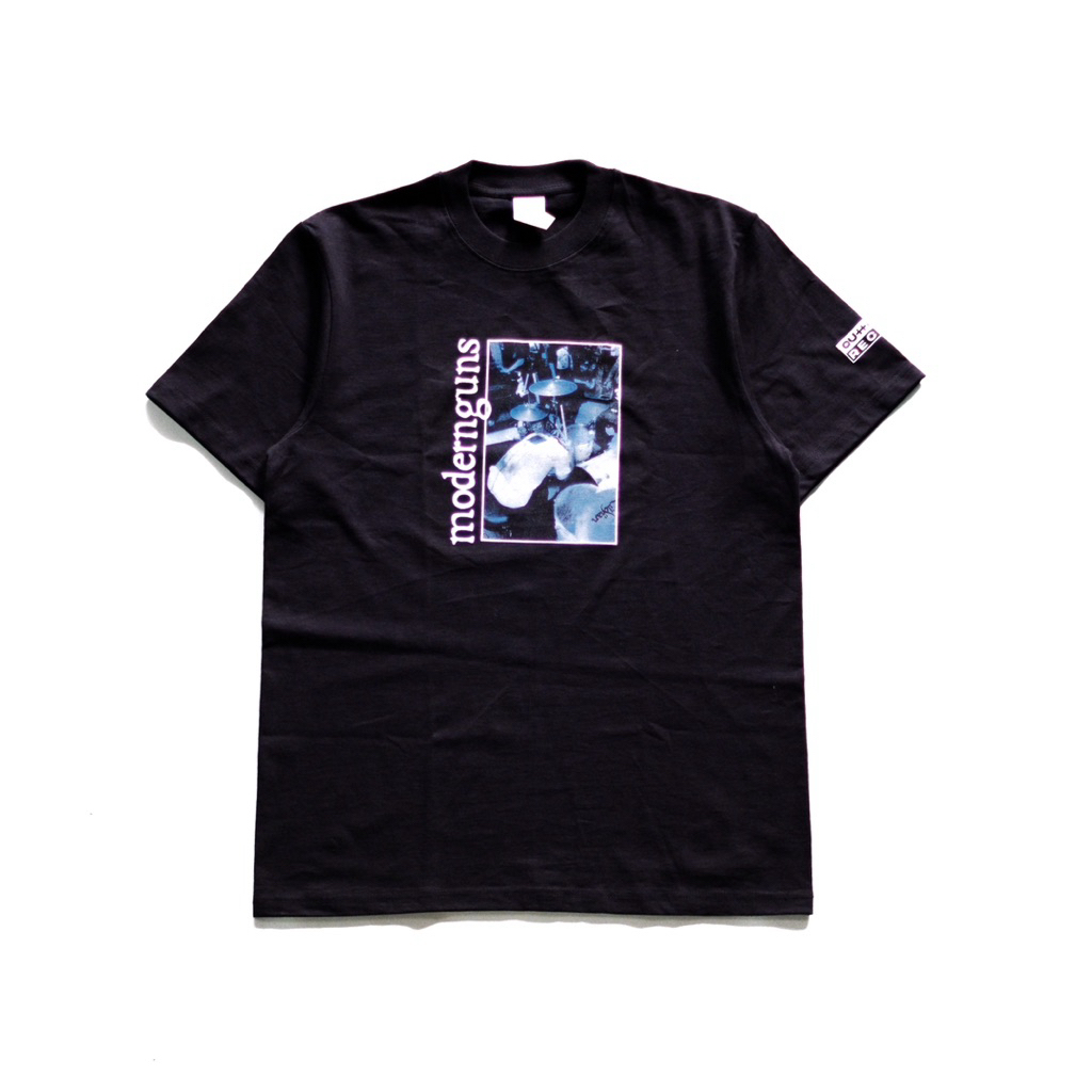 MODERN GUNS - TEARS - TSHIRT - BLACK