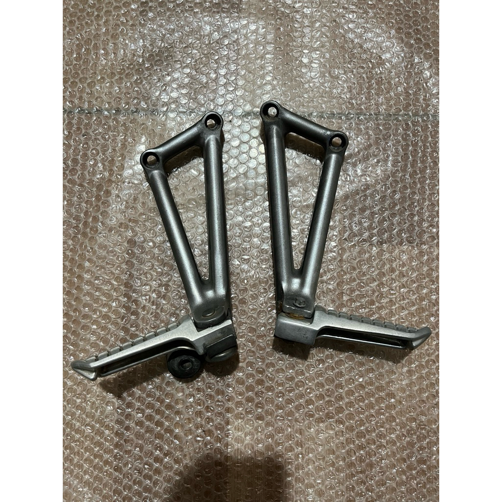 postep foostep belakang ninja rr new old original kawasaki postep kawasaki ninja rr new old original