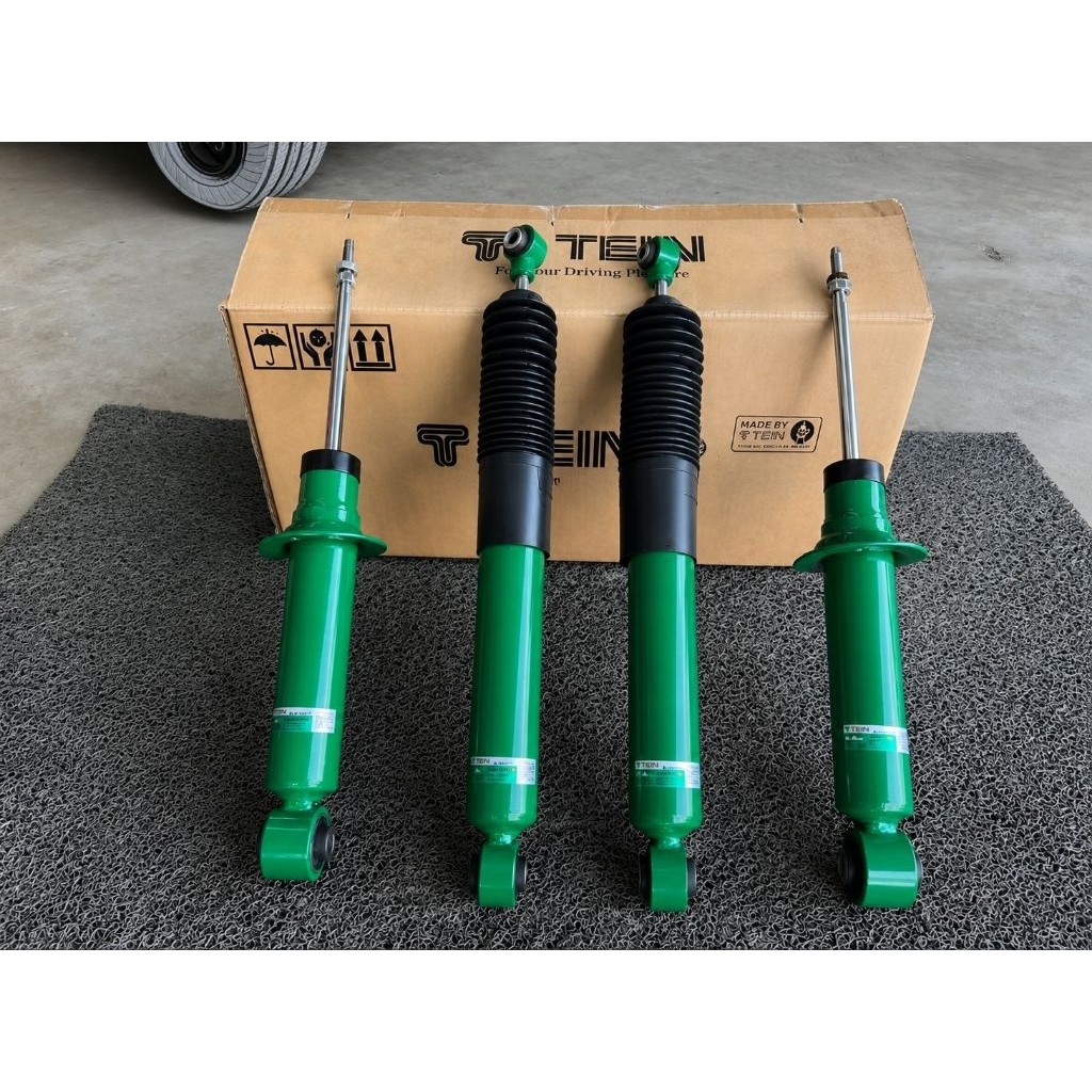 PAKET Shock Tein EnduraPro Plus Kit Mitsubishi Pajero 2008-2015
