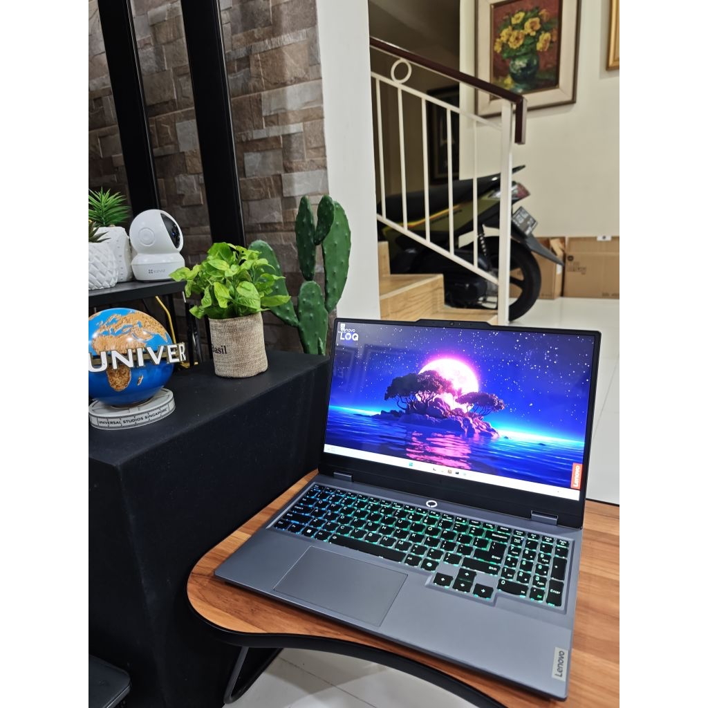 Laptop Lenovo LOQ 15IRX9 RTX4060 8GB