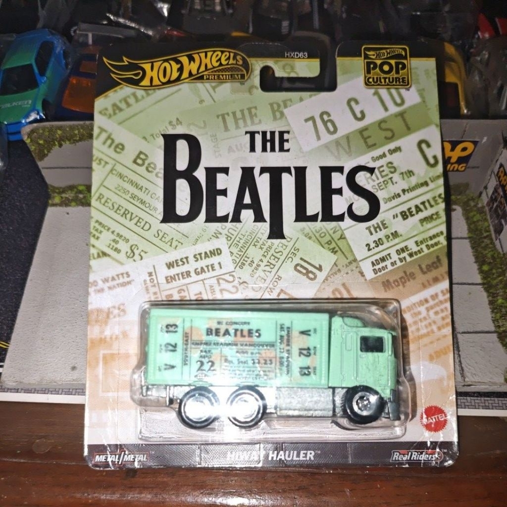 hotwheels the beatles hiway hauler