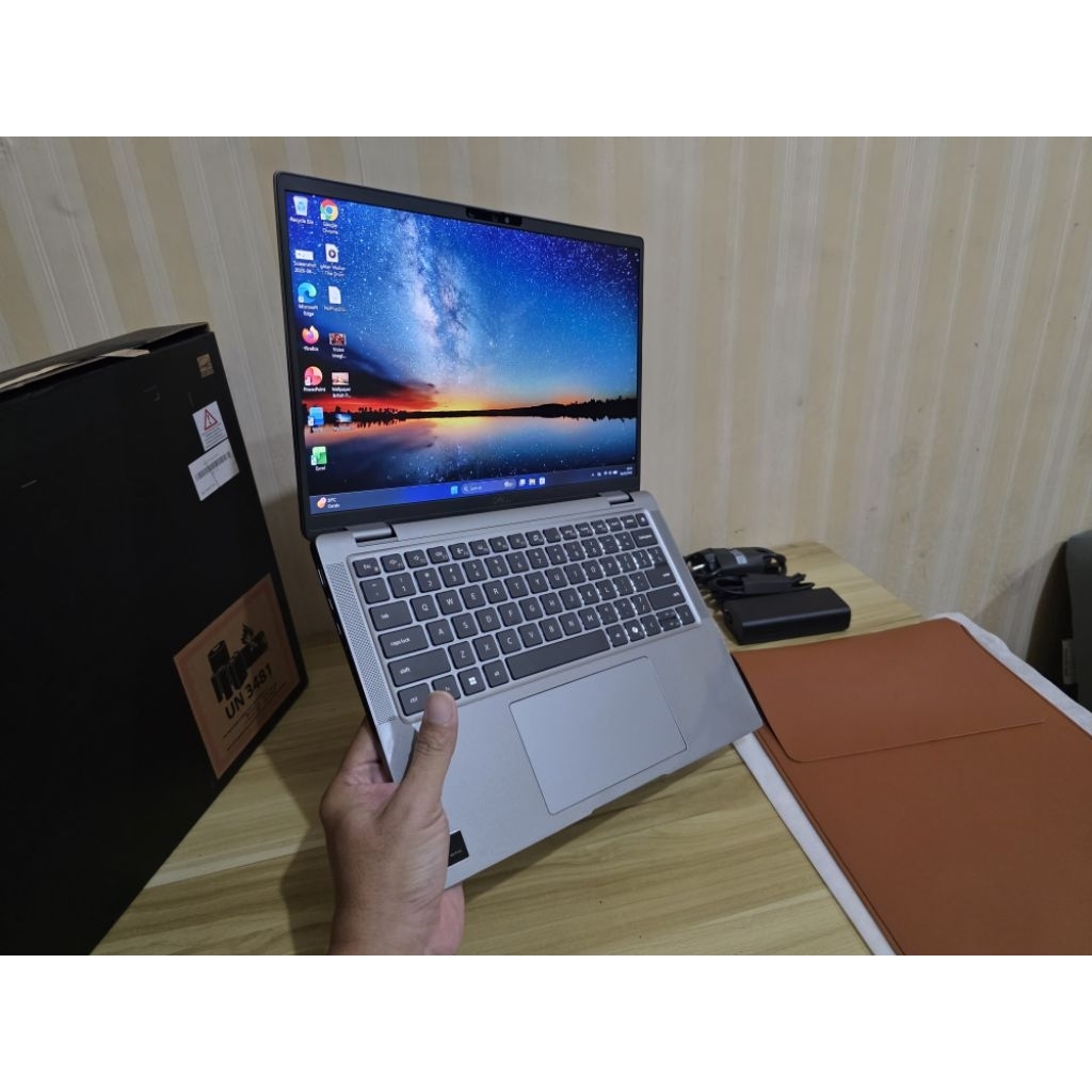 Laptop Dell Latitude 7450 Ultra 7 Ram 32gb ssd 1 TB Touch mrp macbook xps zenbook