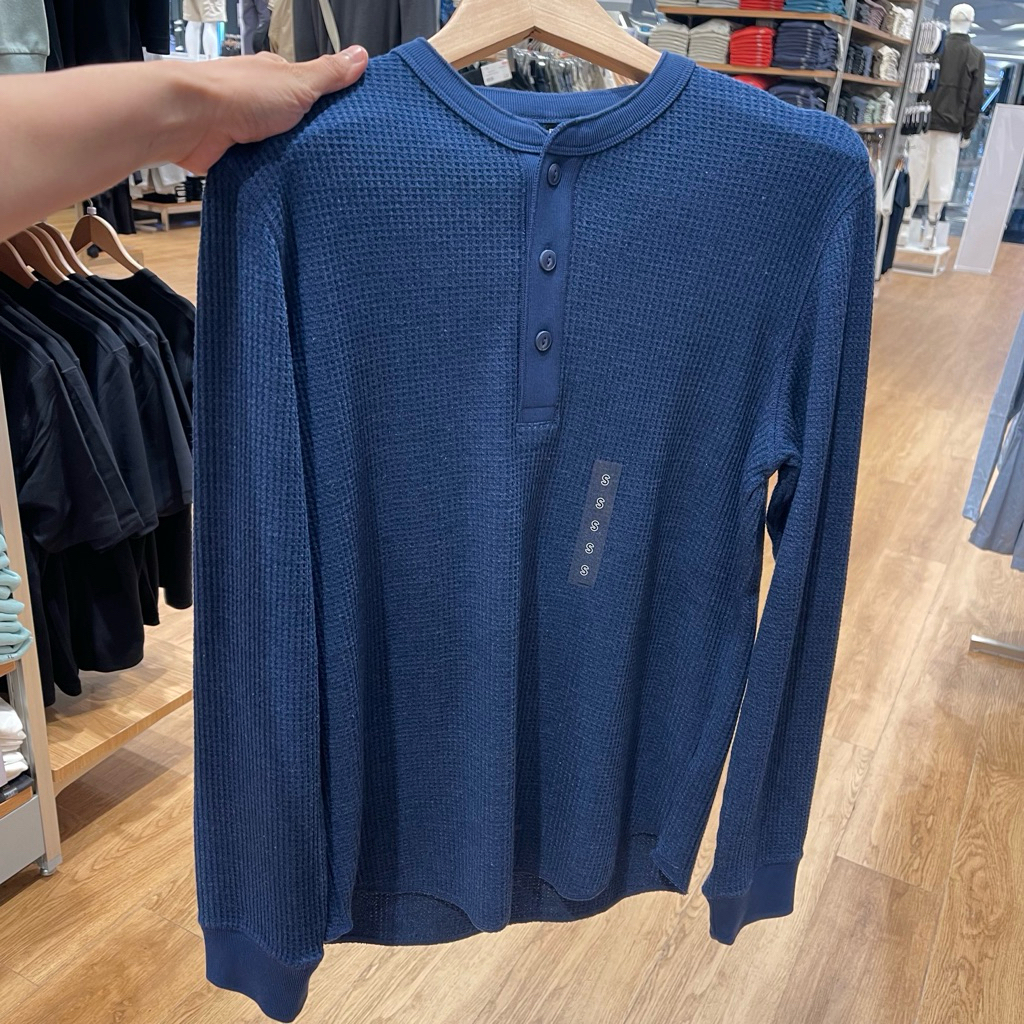 Tshirt Uniqlo Man Waffle kerah henley long sleeve Blue