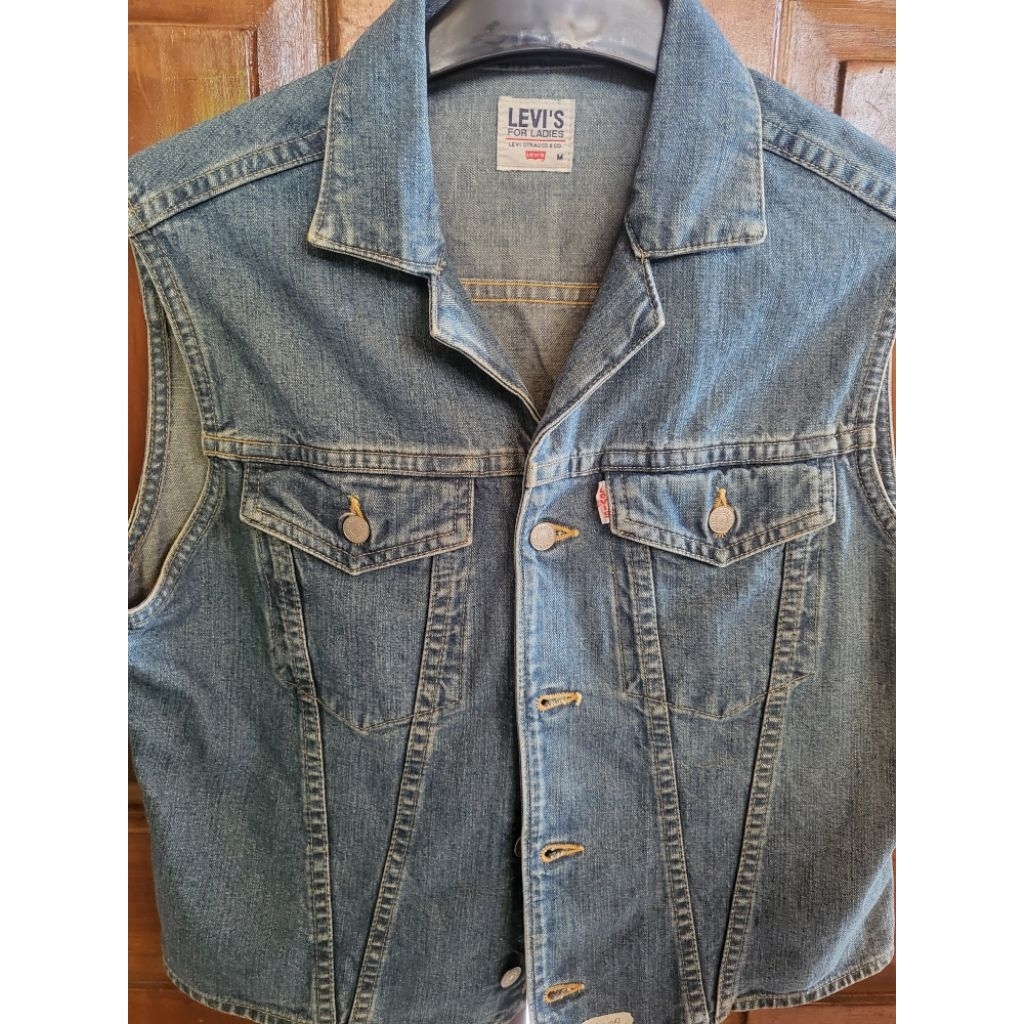Rompi Jeans Wanita Levi's Original Premium Vest Denim Second Size M