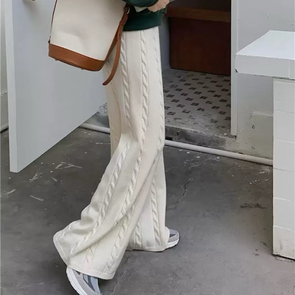 chatta - DAEUN PANTS celana kulot panjang tekstur rajut cullote knit textured hitam abu khaki putih 