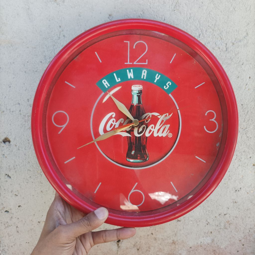 jam jadul souvenir original Coca cola