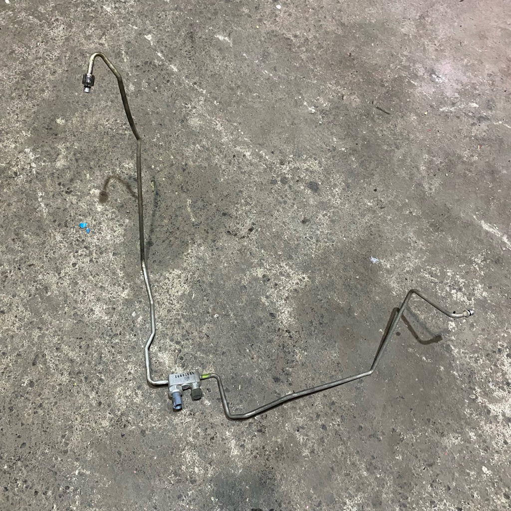 selamg pipa ac avanza lama copotan mobil original