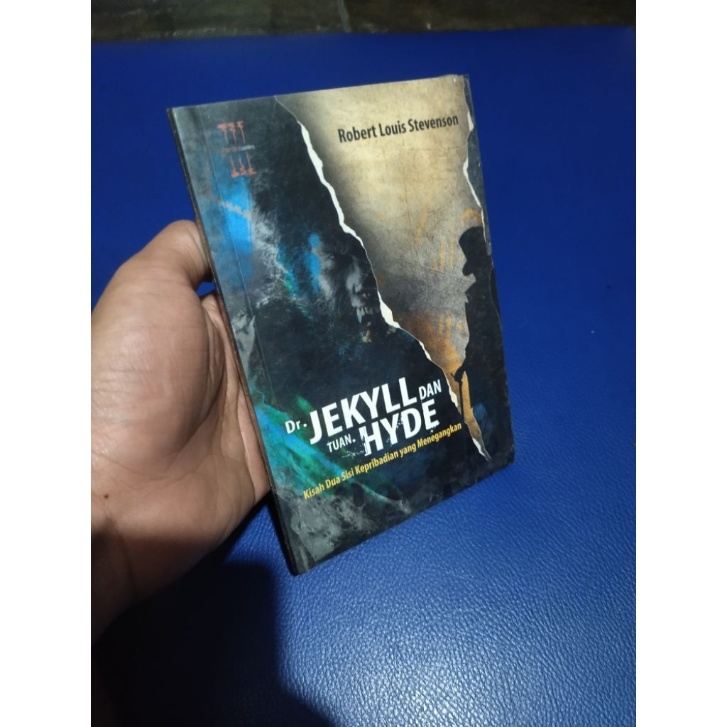 NOVEL DR JEKYLL DAN TUAN HYDE