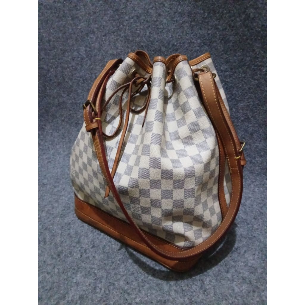 LV Petit Noe Azur 2013 Preloved