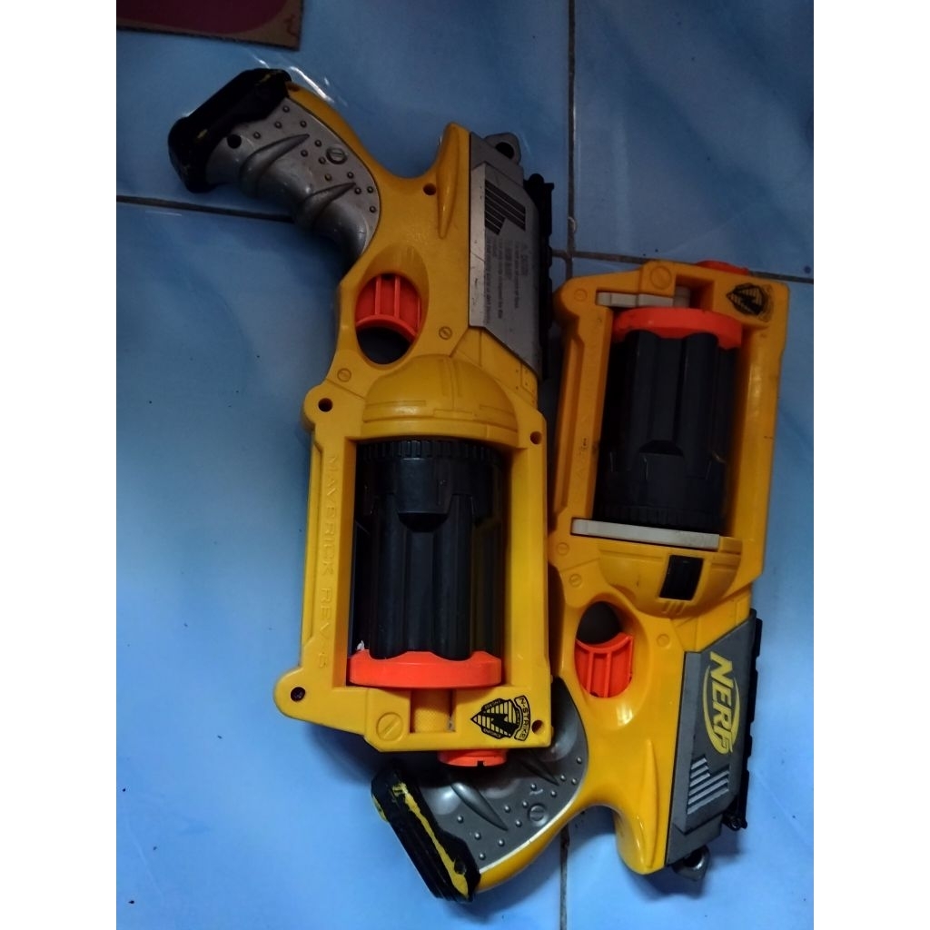 NERF MAVERICK set