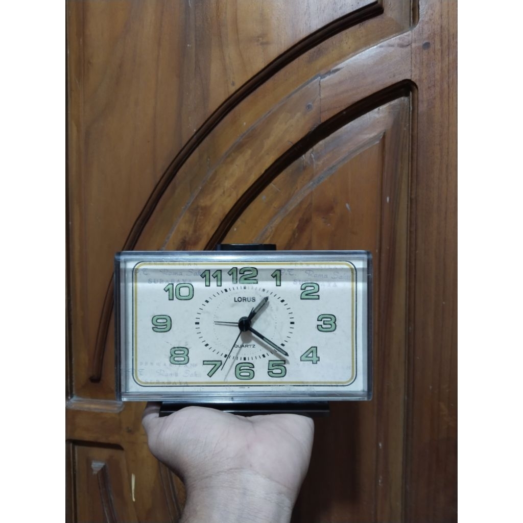 jam weker SEIKO LORUS Made in Japan antique