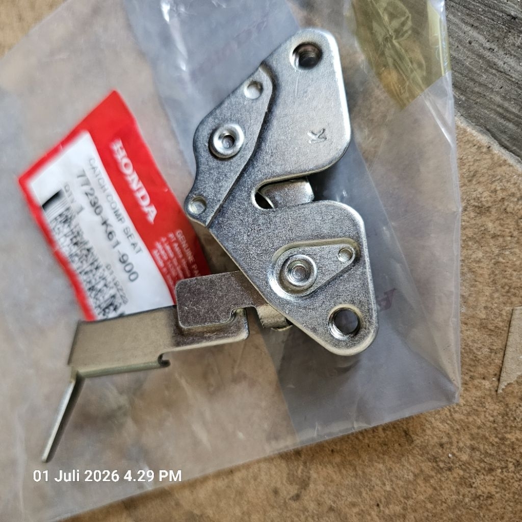 Pengait Jok Honda BeAT POP eSP.77230-K61-900